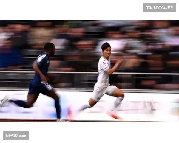 韩国队热身赛胜美国 洪明甫三后卫体系初见成效